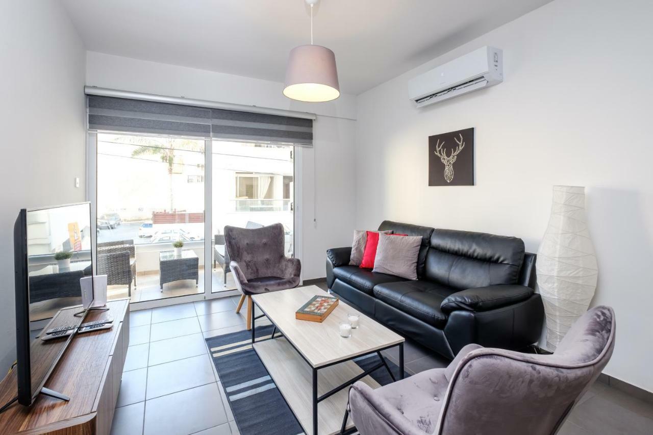 Appartement Book Me Now Central Flat à Larnaca Extérieur photo