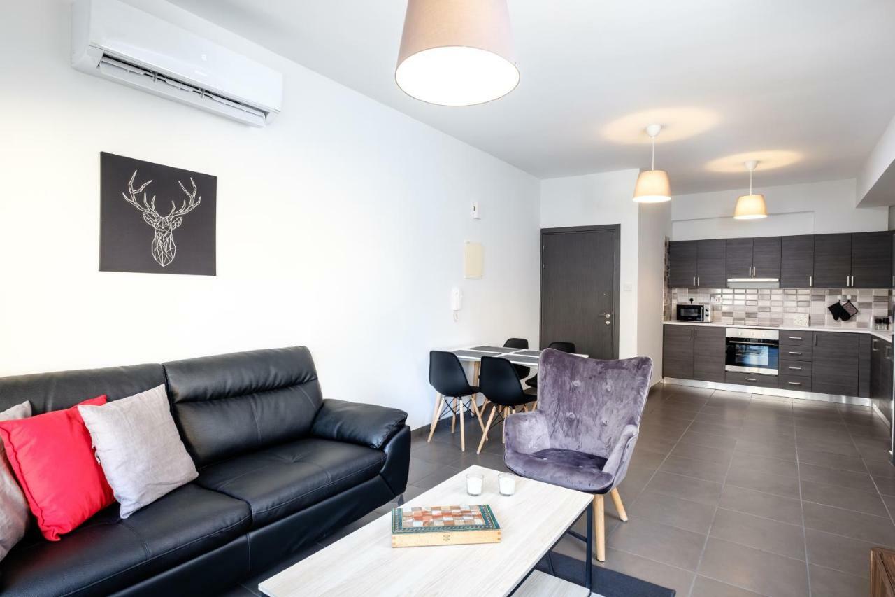 Appartement Book Me Now Central Flat à Larnaca Extérieur photo