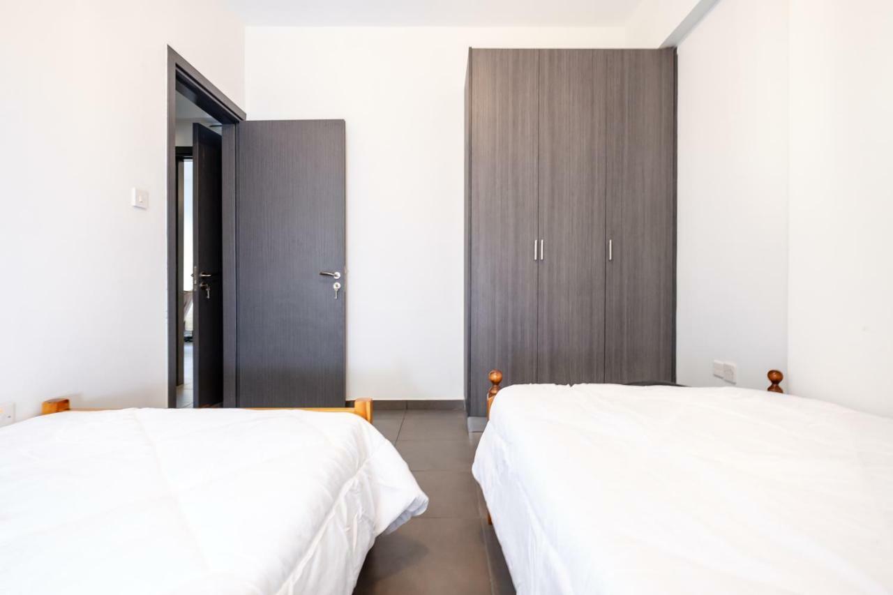 Appartement Book Me Now Central Flat à Larnaca Extérieur photo