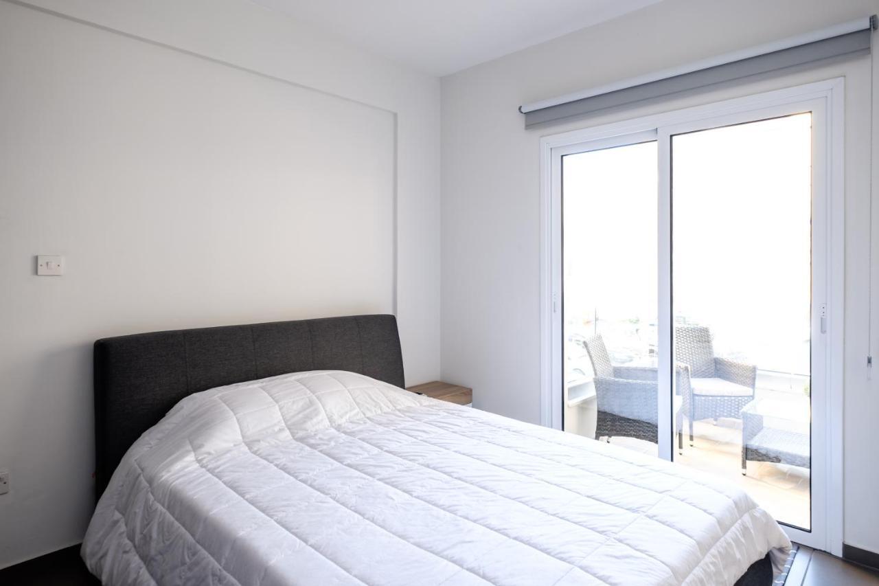 Appartement Book Me Now Central Flat à Larnaca Extérieur photo